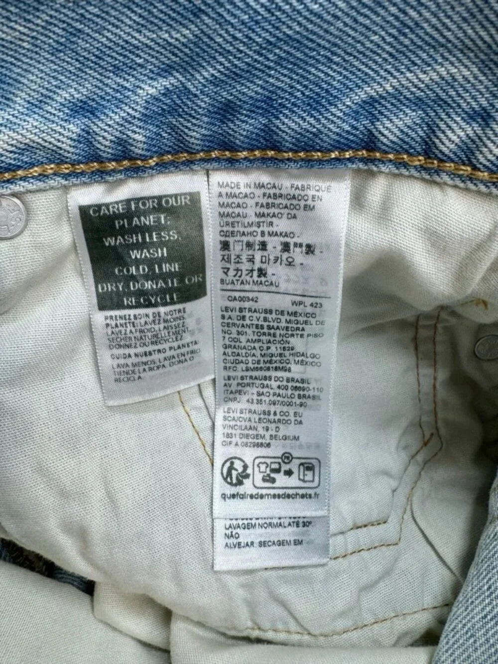 Levis 501 XX Jeans Mens 32x30 Blue Light Wash Button Fly Straight Leg Distressed